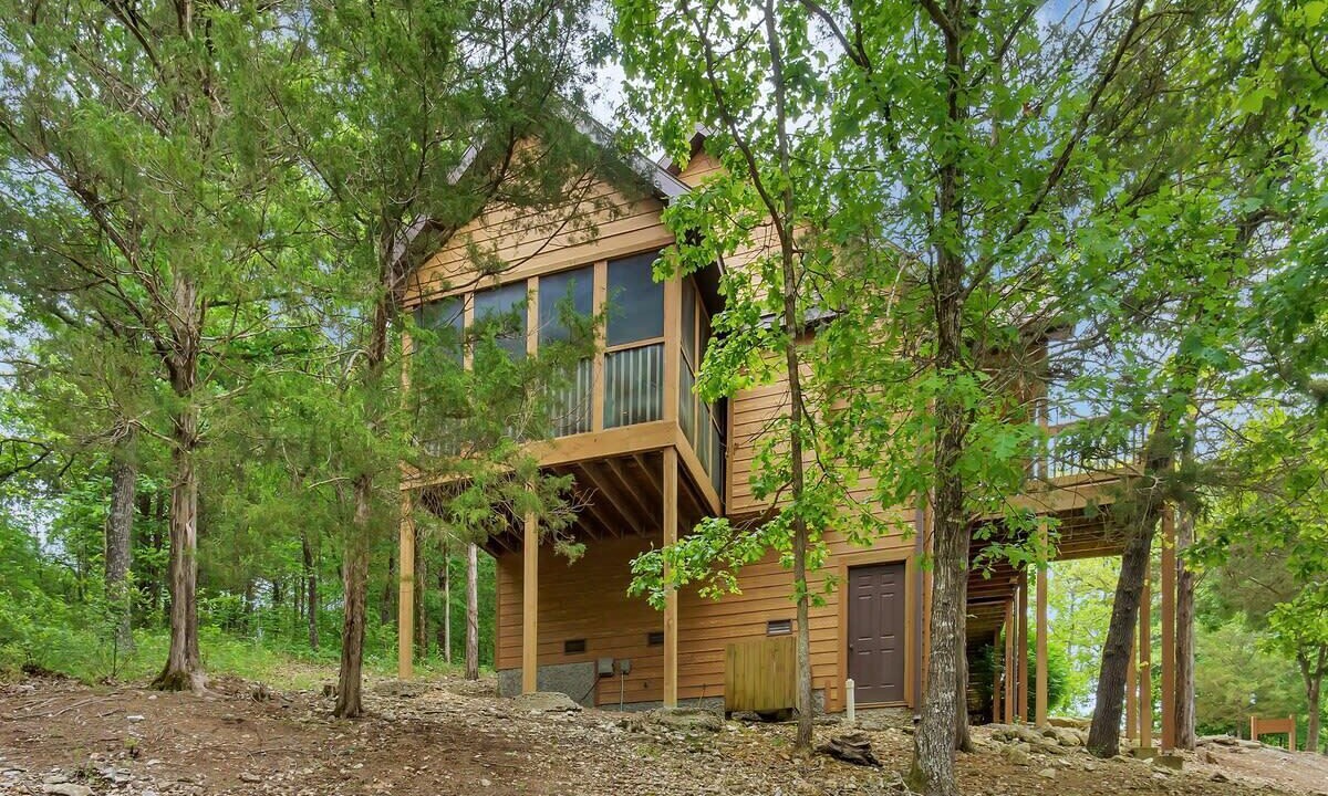 Photo of Outdoor in Branson West