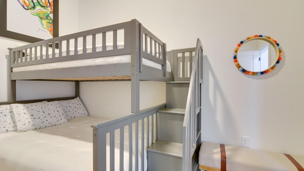 Photo of Bedroom in Galveston