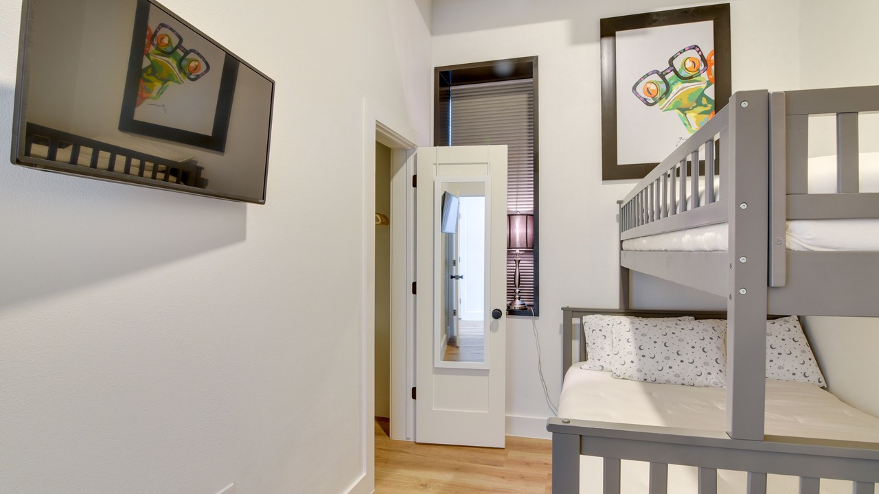 Photo of Bedroom in Galveston