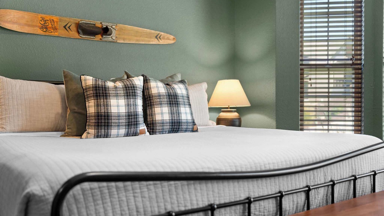 Photo of Bedroom in Hollister