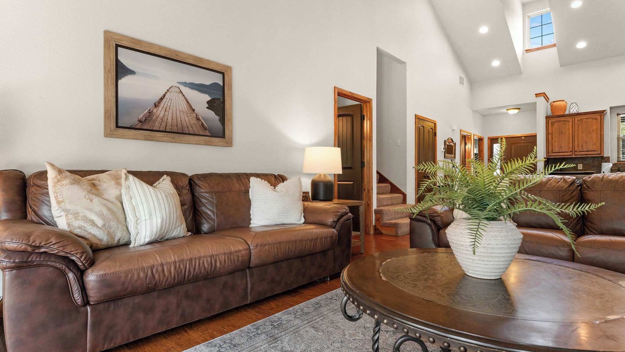 Photo of Bedroom in Hollister