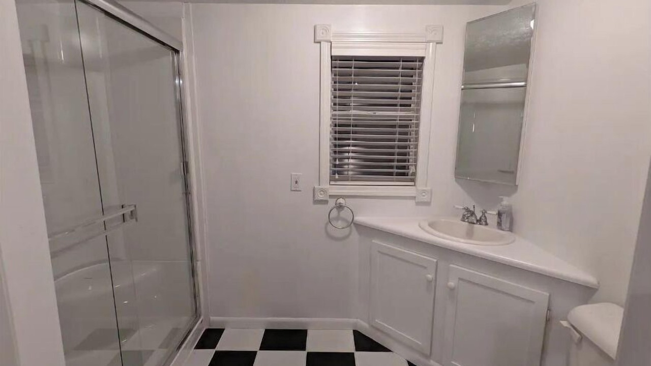 Photo of Bathroom in Lampe