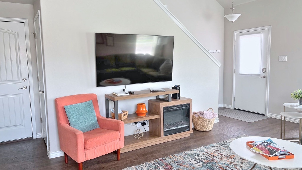 Photo of Livingroom in Fredericksburg