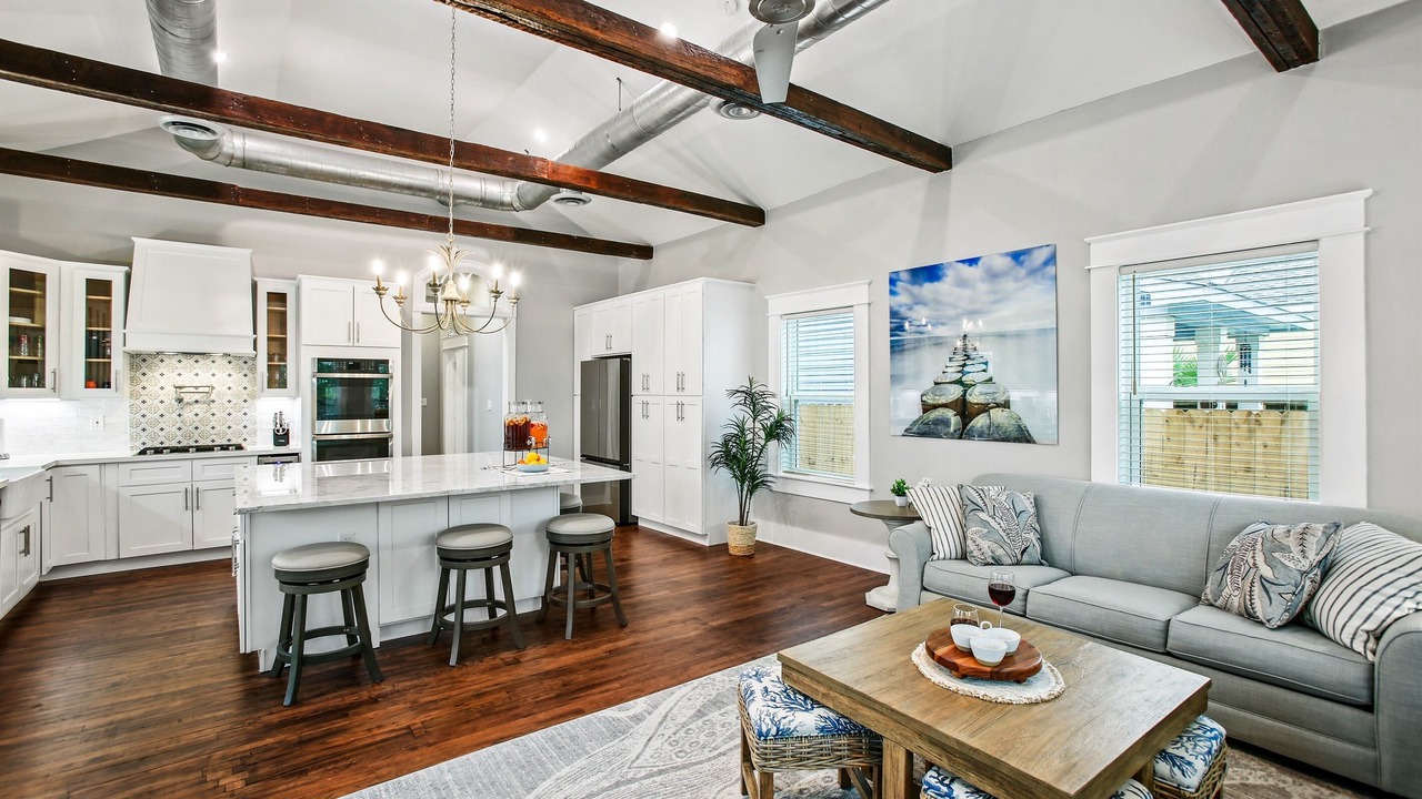 Photo of Bedroom in Galveston