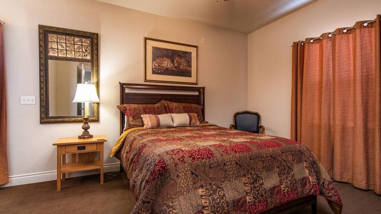 Photo of Bedroom in Branson