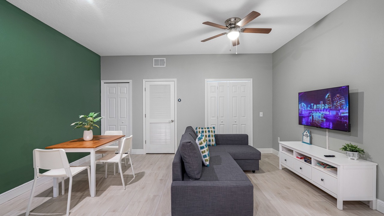 Photo of Livingroom in Tampa