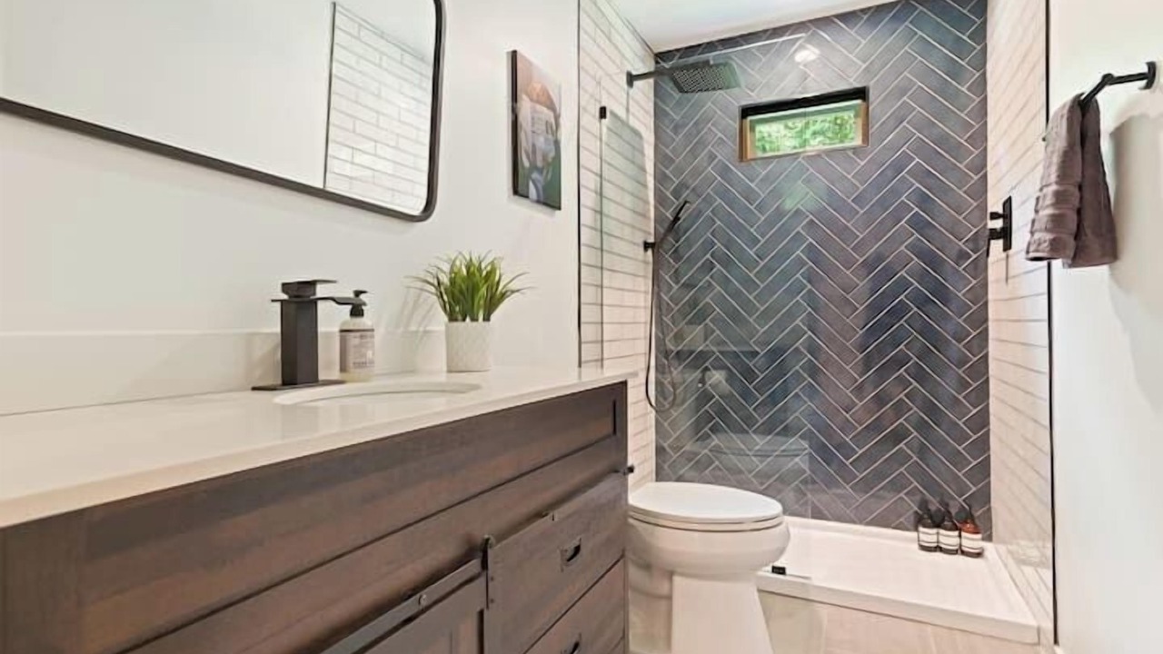 Photo of Bathroom in Franklin Park