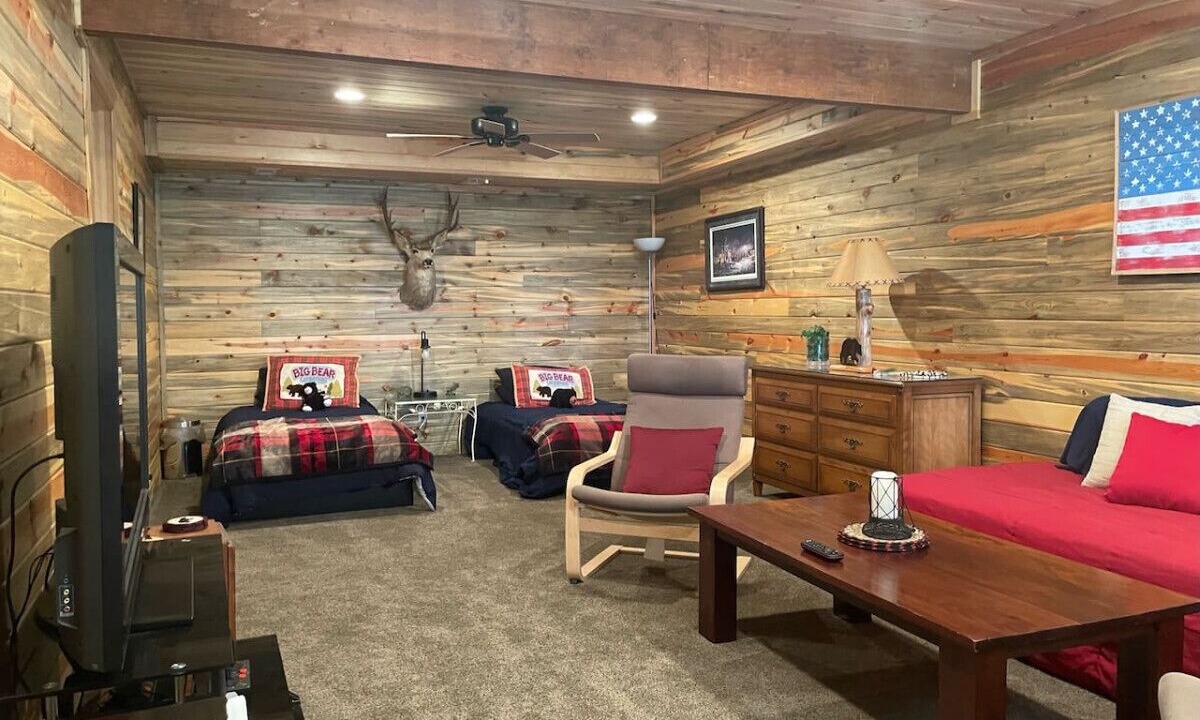 Photo of Bedroom in Indian Mountain