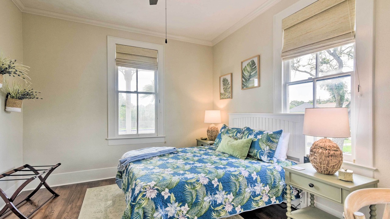 Photo of Bedroom in Galveston