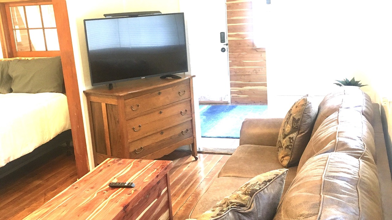 Photo of Bedroom in Rockaway Beach