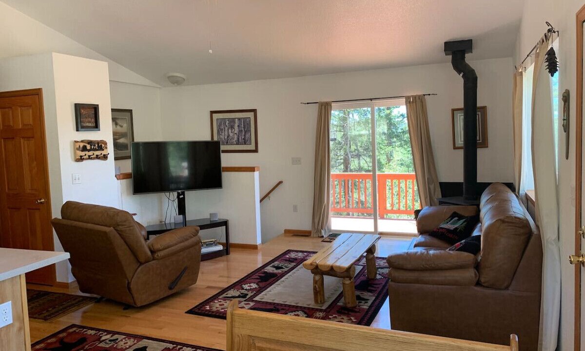 Photo of Livingroom in Indian Mountain