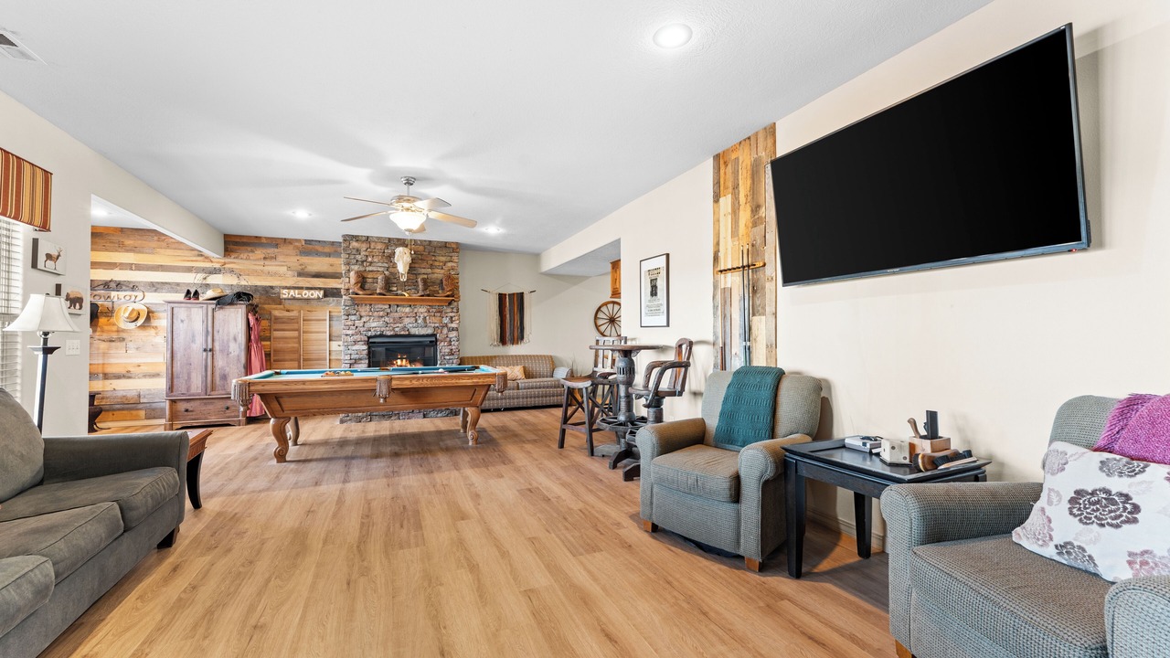 Photo of Livingroom in Branson West