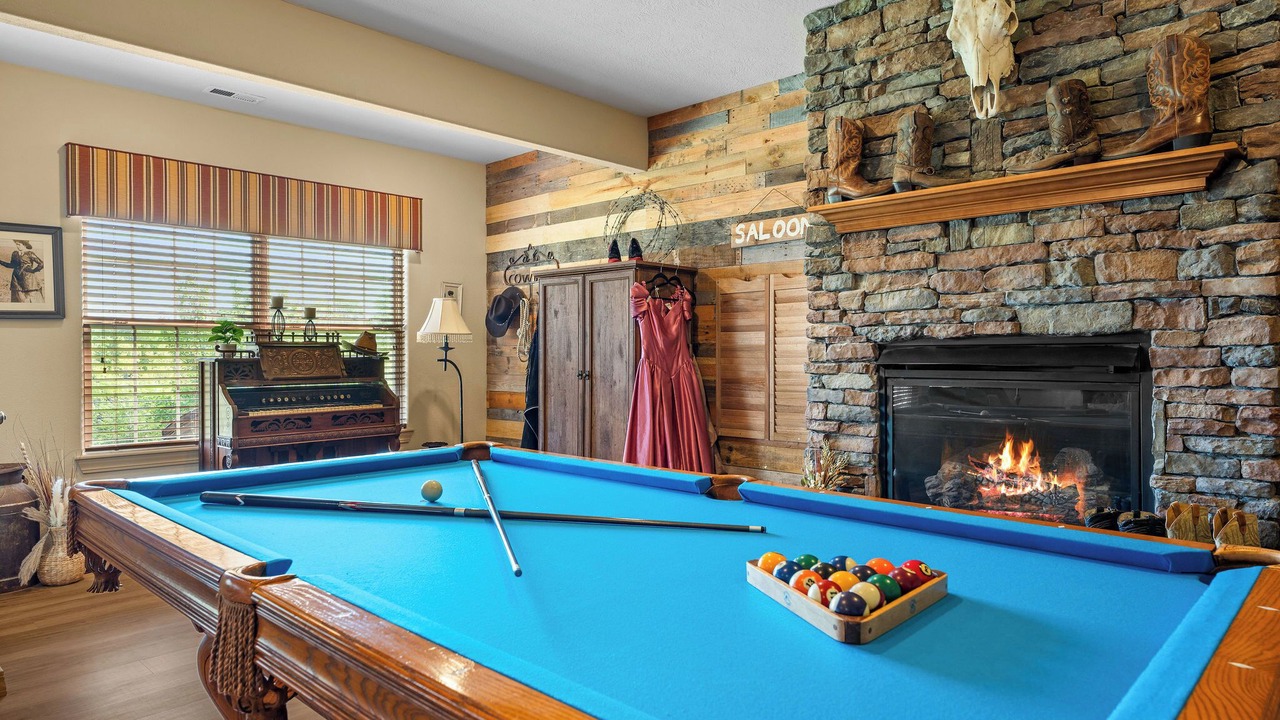 Photo of Bedroom in Branson West