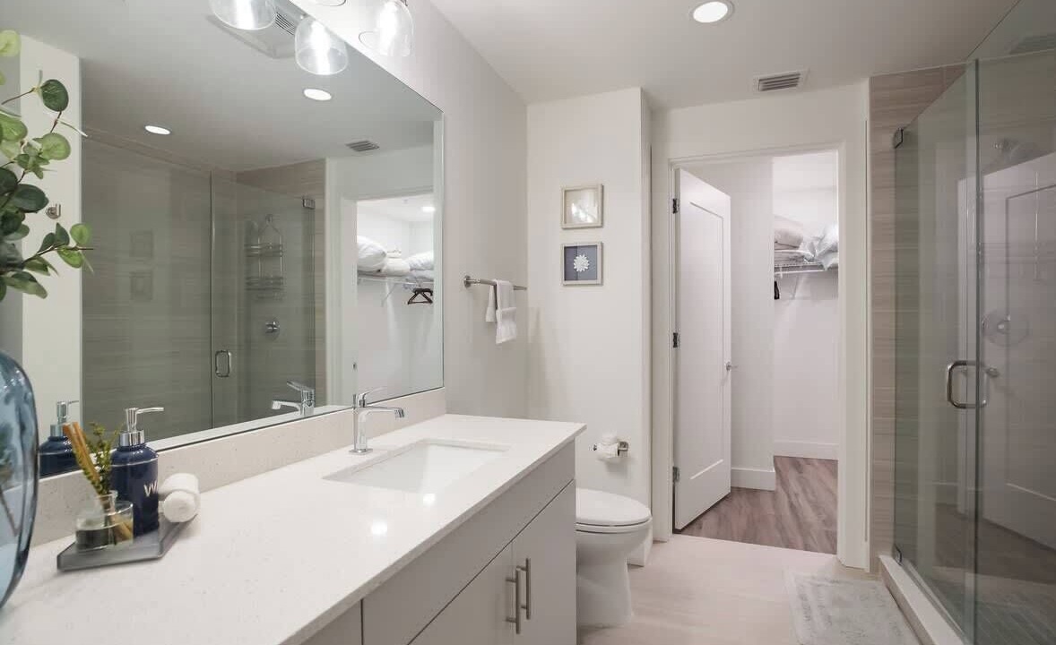 Photo of Bathroom in Central Sarasota
