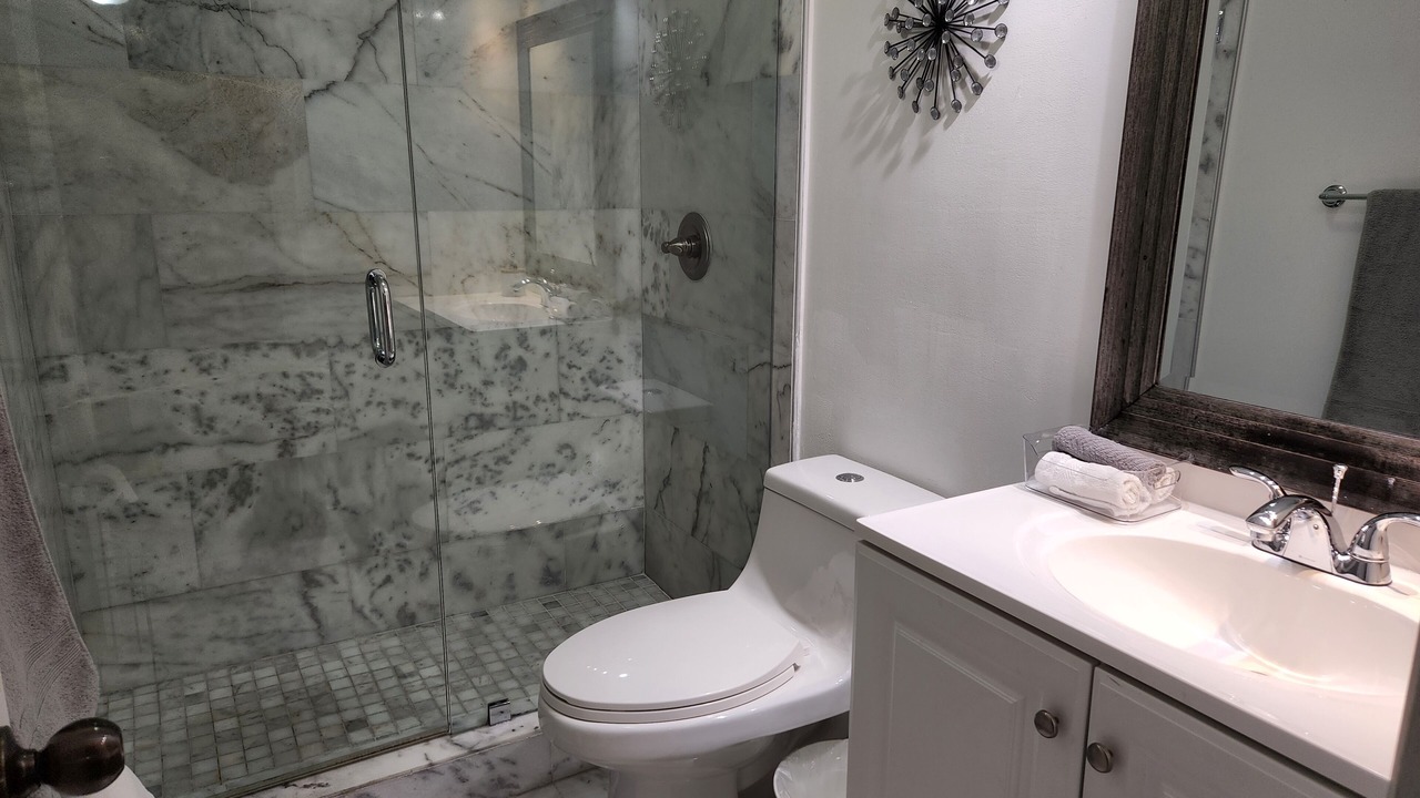 Photo of Bathroom in Plantation
