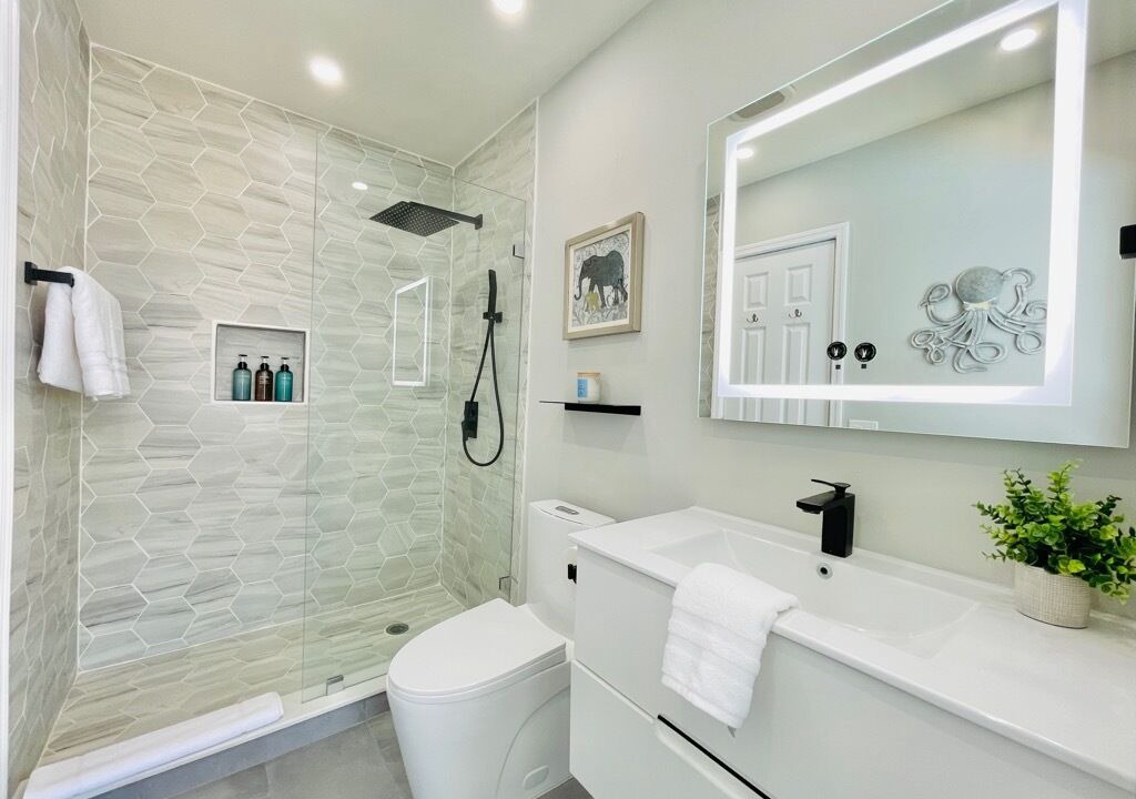 Photo of Bathroom in Coral Ridge Isles