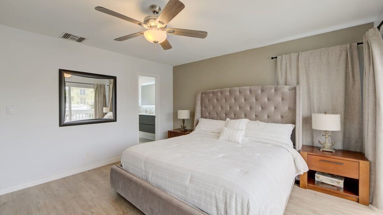 Photo of Bedroom in Coral Ridge