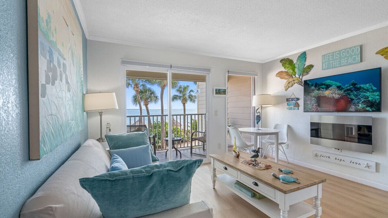 Photo of Livingroom in Rocky Point