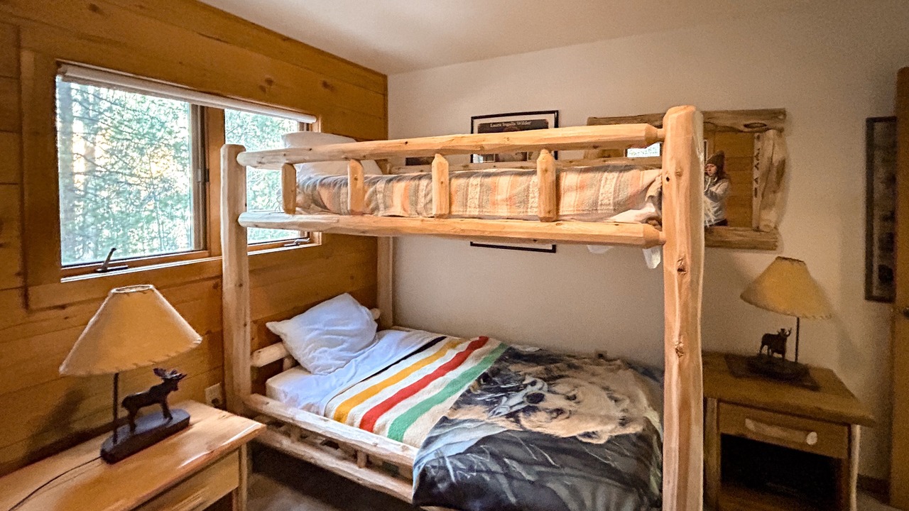 Photo of Bedroom in Almont