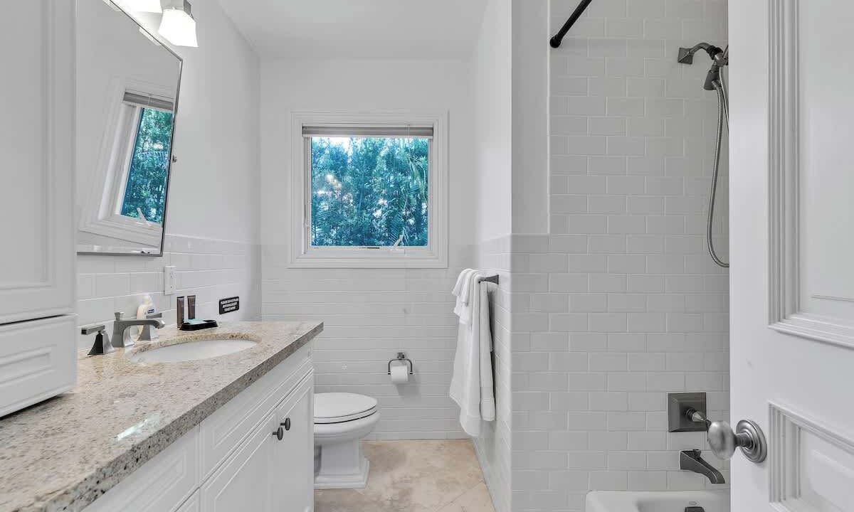 Photo of Bathroom in South Lake