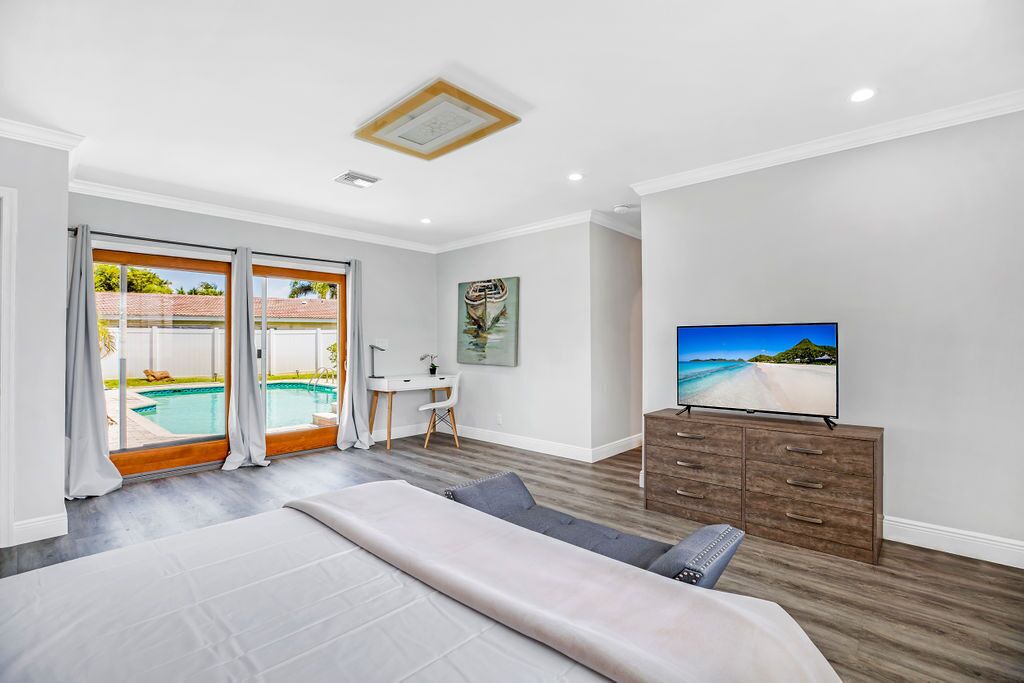 Photo of Bedroom in Coral Ridge Isles