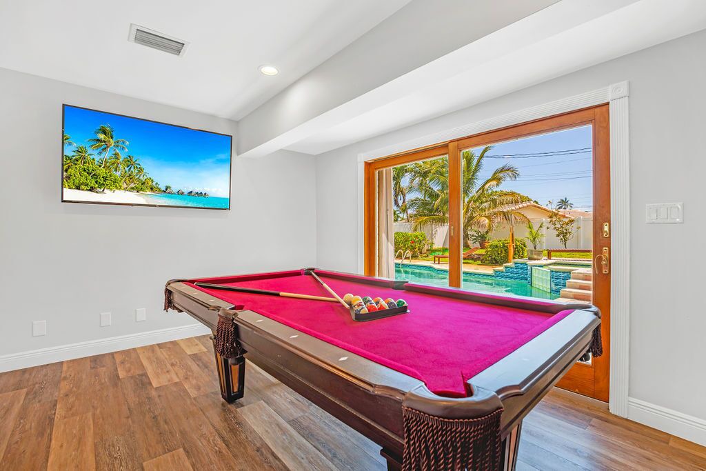 Photo of Bedroom in Coral Ridge Isles
