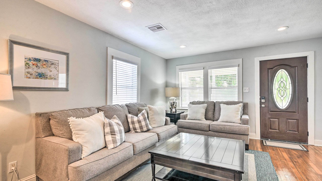 Photo of Bedroom in Galveston