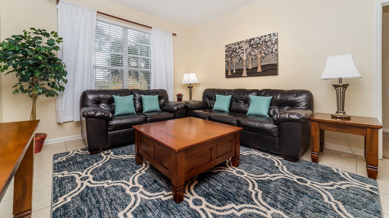 Photo of Livingroom in Windsor Hills