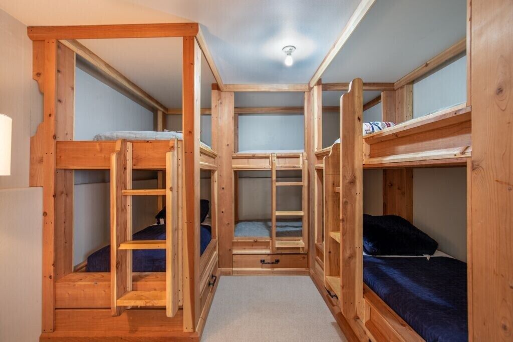 Photo of Bedroom in Purgatory