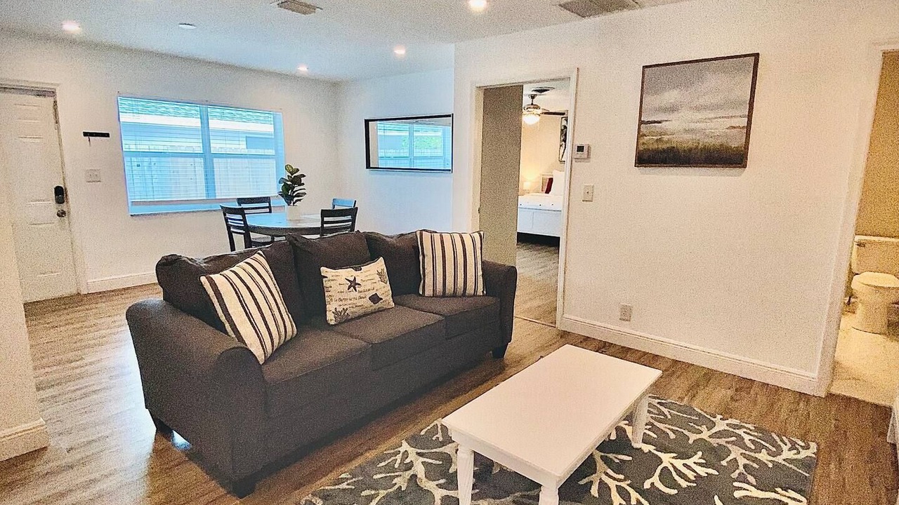 Photo of Livingroom in Deerfield Beach