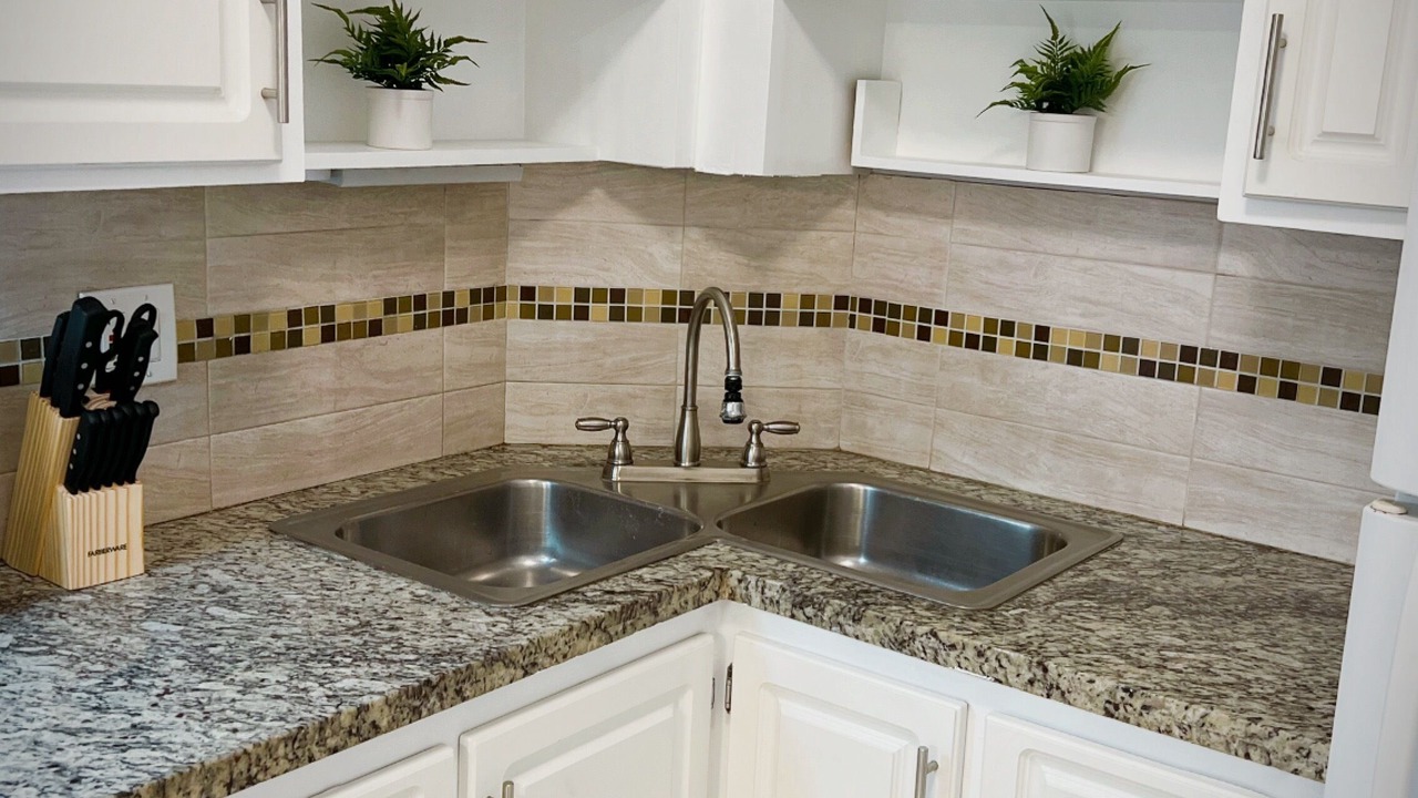 Photo of Kitchen in 17th Street Causeway