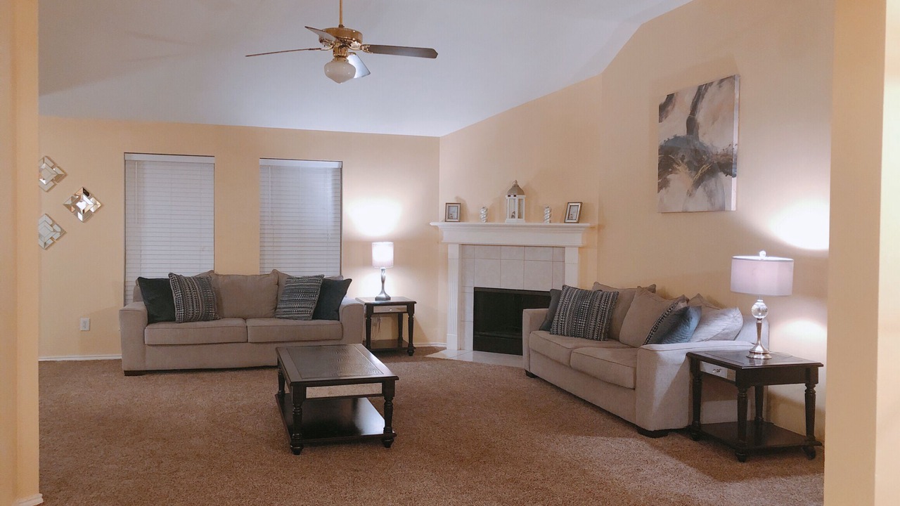 Photo of Livingroom in Missouri City