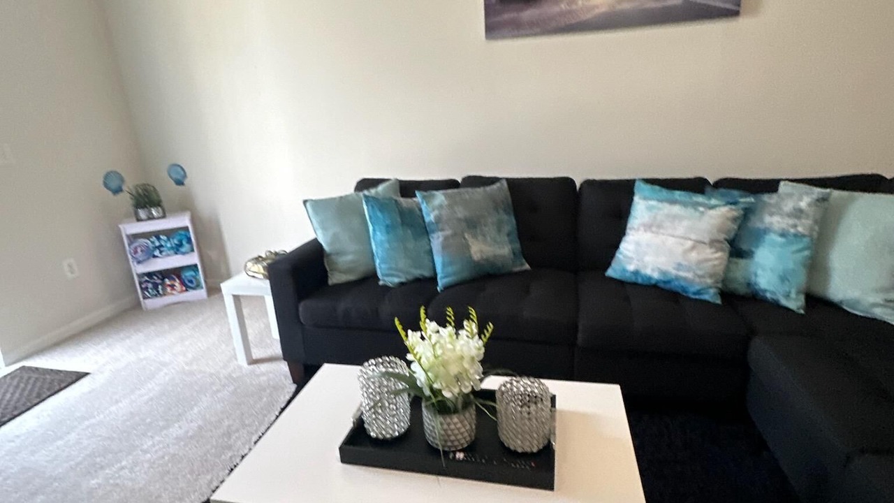 Photo of Livingroom in Davenport