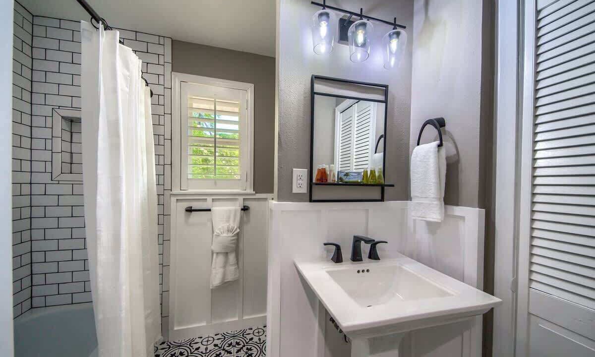 Photo of Bathroom in New Braunfels