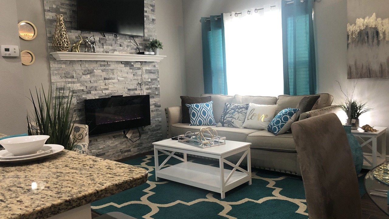 Photo of Livingroom in Seminole