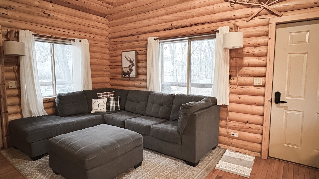 Photo of Livingroom in South Fork