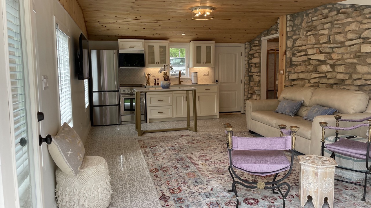 Photo of Livingroom in Canyon Lake