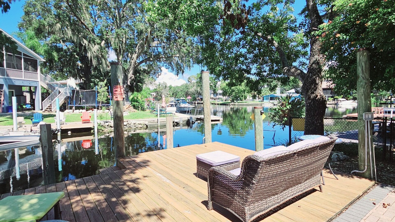 Photo of Patio Balcony in Weeki Wachee Gardens