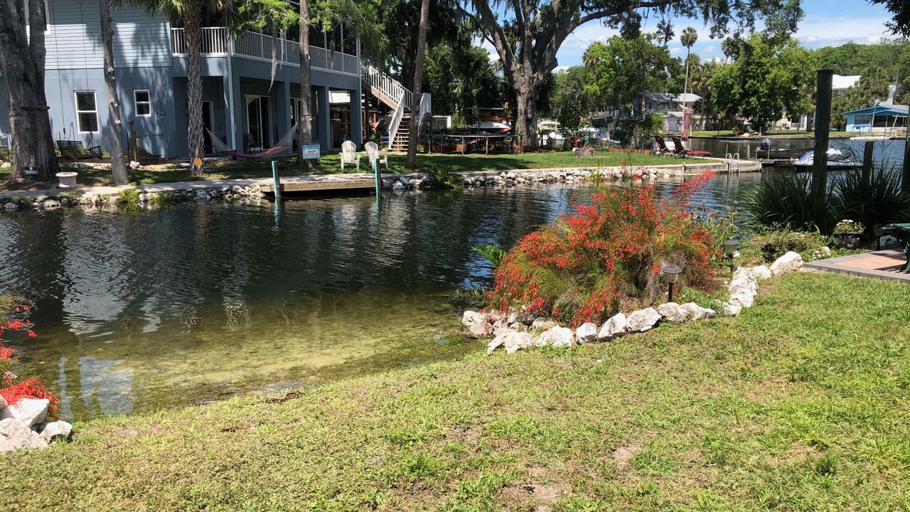 Photo of Outdoor in Weeki Wachee Gardens
