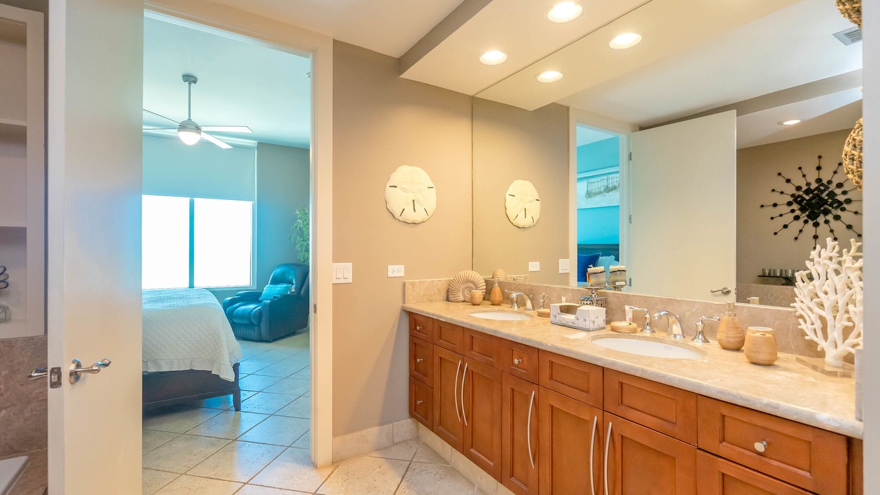 Photo of Bathroom in South Padre Island