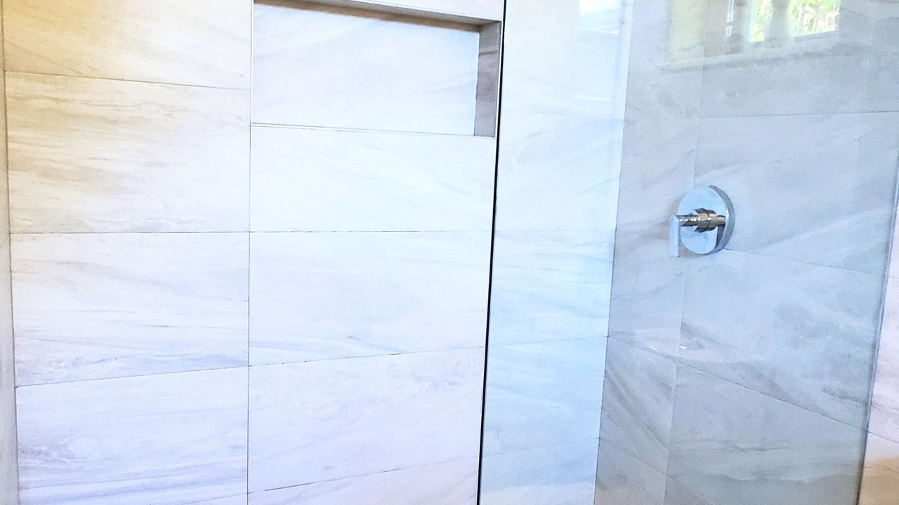 Photo of Bathroom in Hallandale Beach