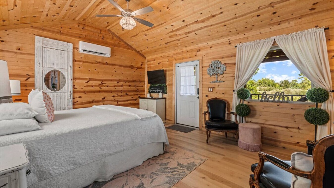 Photo of Bedroom in Fredericksburg