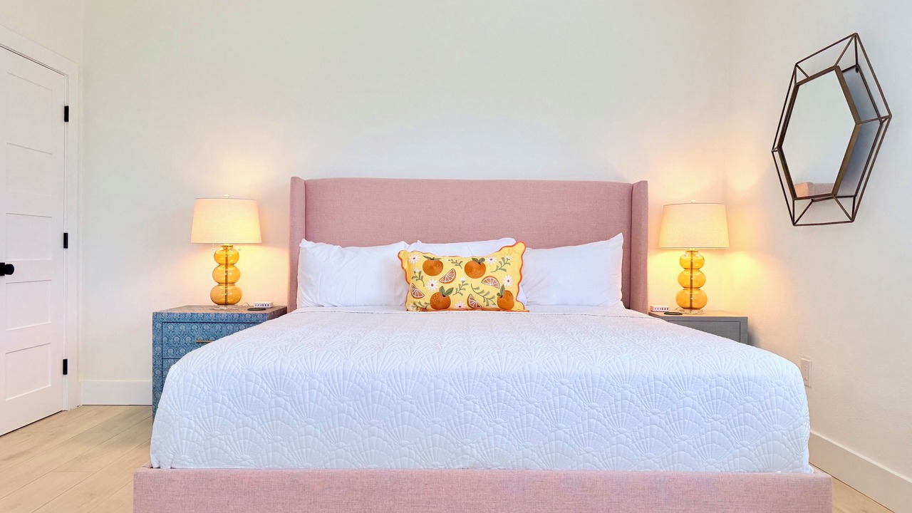 Photo of Bedroom in Golden Beach