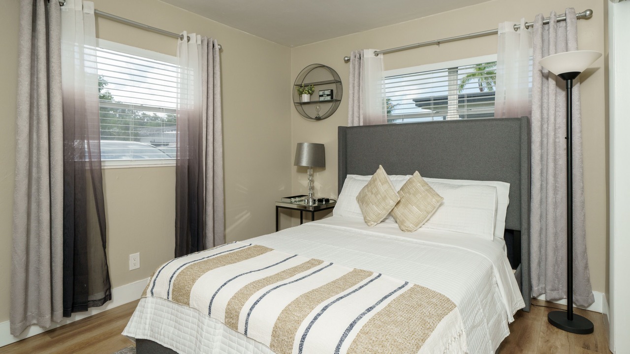 Photo of Bedroom in Pompano Beach