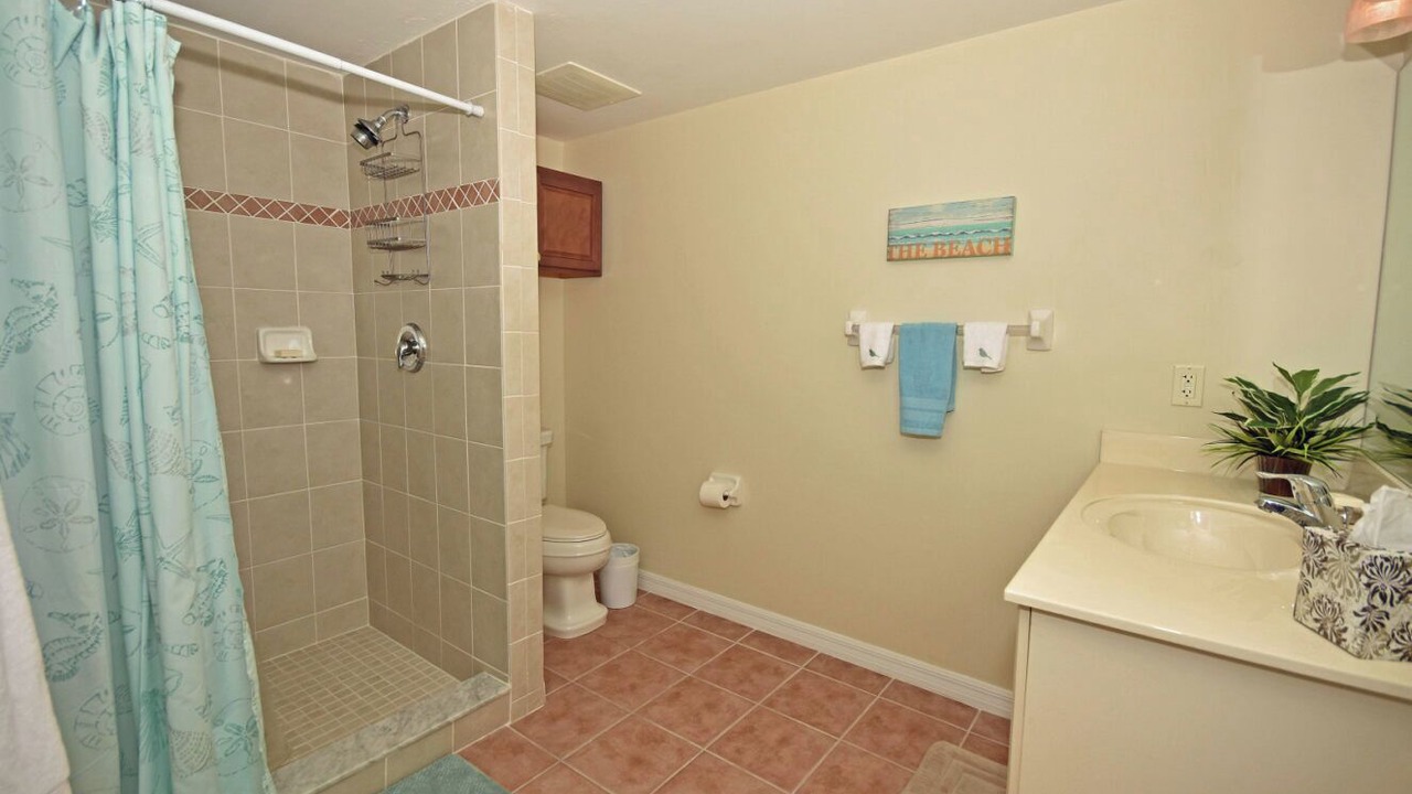 Photo of Bathroom in Englewood