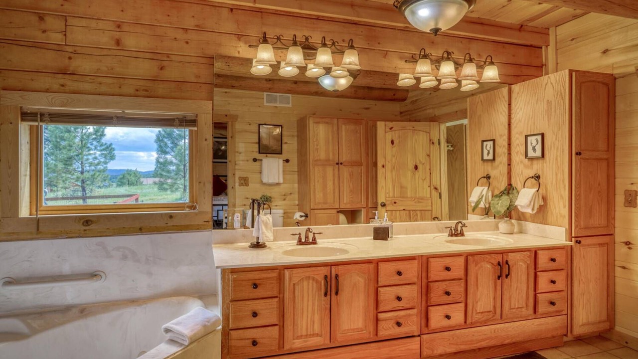 Photo of Bathroom in Pagosa Highlands
