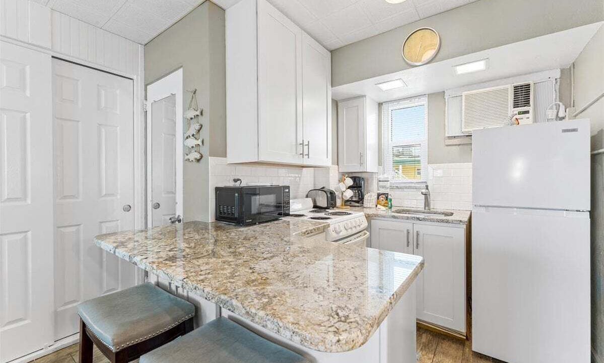 Photo of Bathroom in Treasure Island
