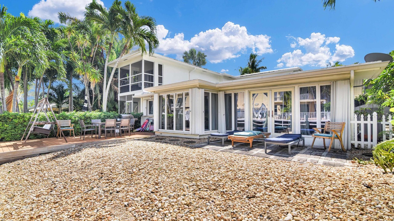 Photo of Patio Balcony in Santa Barbara Estates