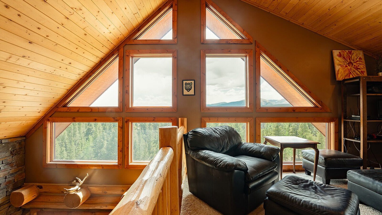 Photo of Livingroom in Fairplay