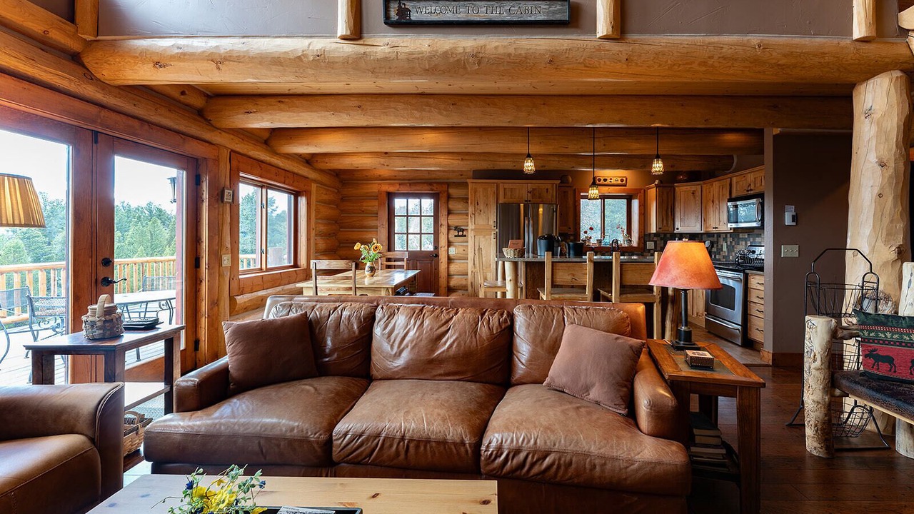 Photo of Livingroom in Fairplay